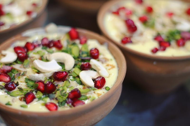 Hummus con bastones de zanahoria