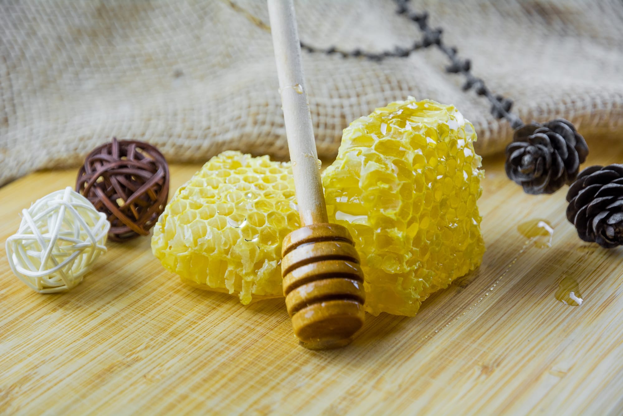 →5 TOP Beneficios do EXTRATO GLICÓLICO DE MEL para  FAZER SABONETES ARTESANAIS  PELE RADIANTE