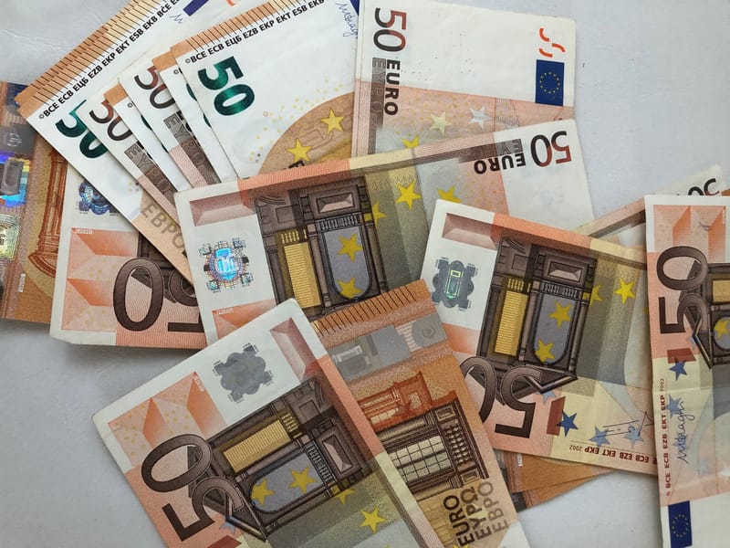 Geld kreieren