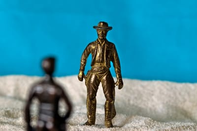 There is nothing to be gained from a "Mexican Stand Off"