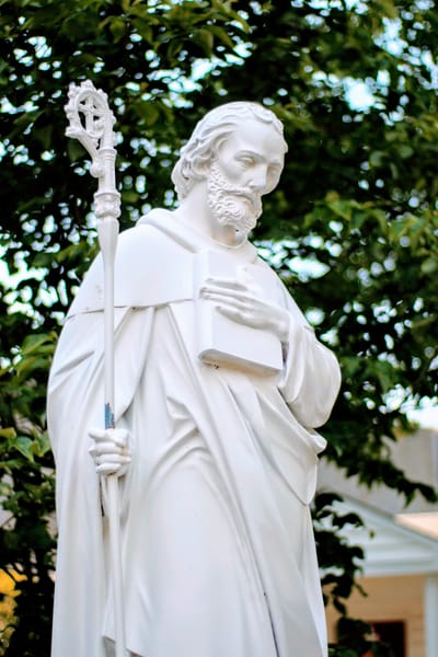 Saint Tite : Disciple fidèle de l’apôtre Paul et Pasteur de Crète