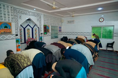 Namaz Sureleri: Arapçası, Okunuşu ve Türkçe Anlamı