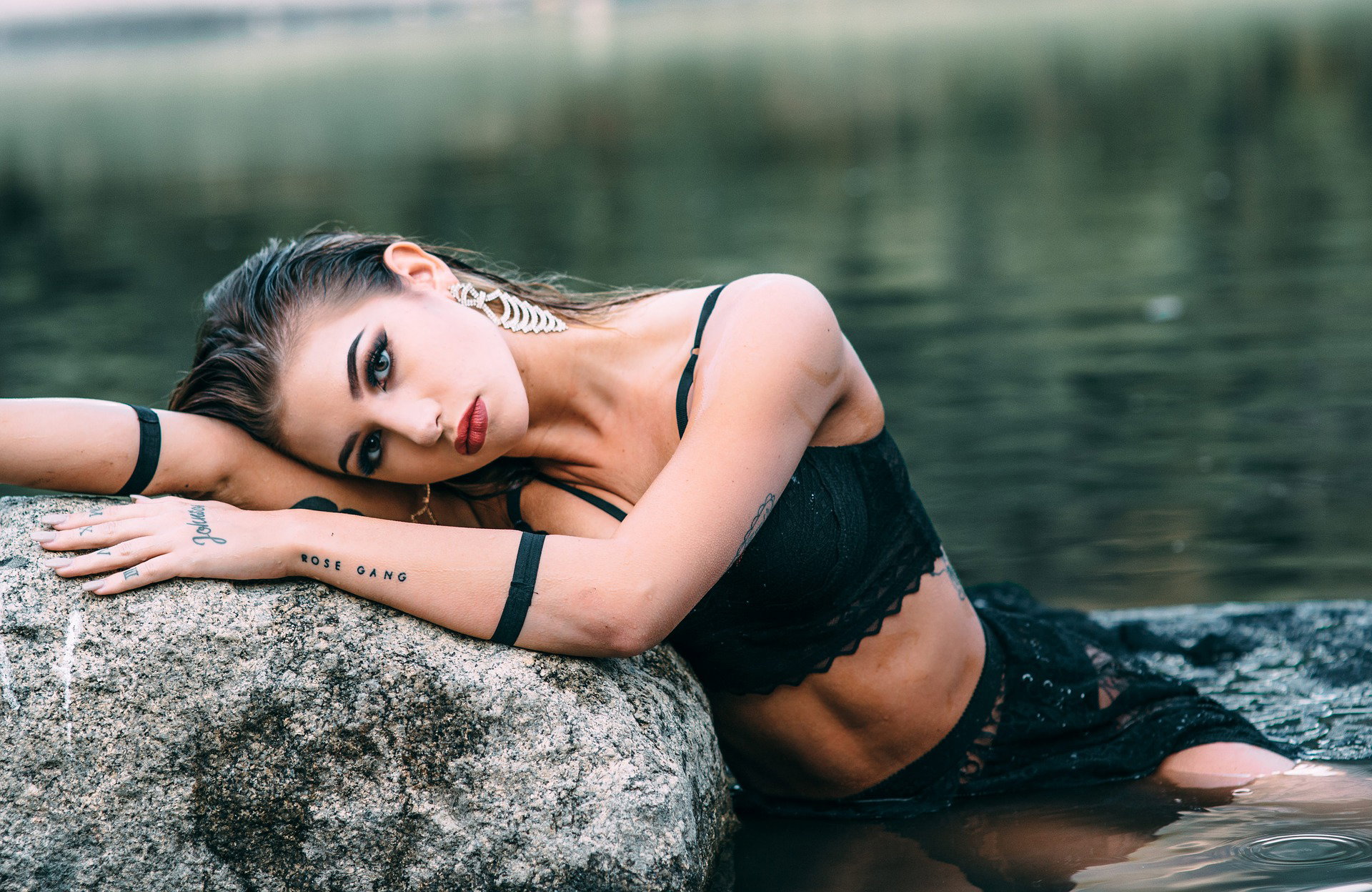 Dhaka Escort Girl