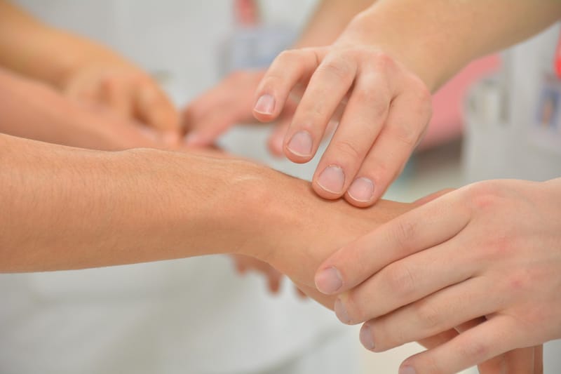 Wearable Patch to Painlessly Administer Medication Through the Skin