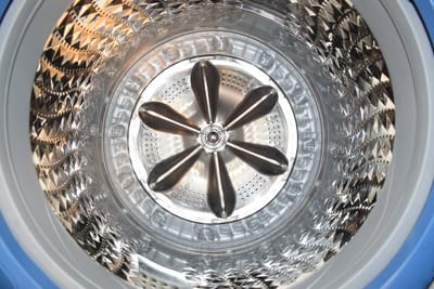 الغسالة لا تدور أو لا تعصر