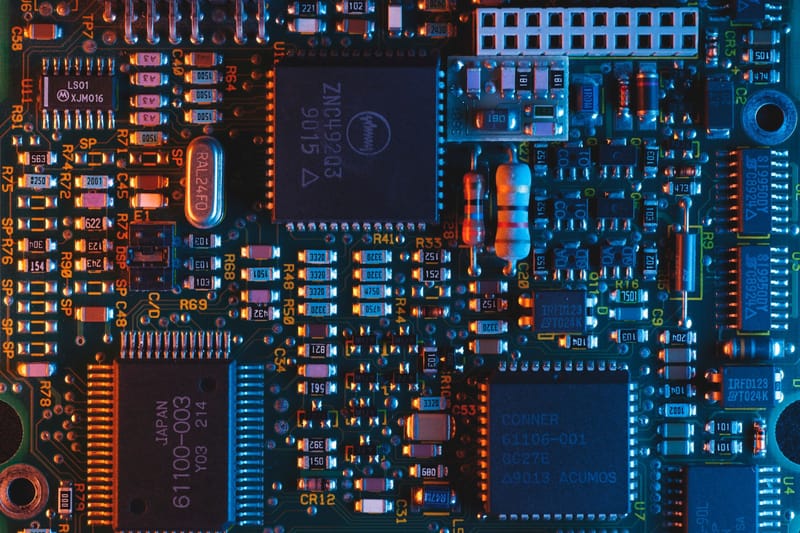 Engineers build LEGO-like artificial chip - stackable and reconfigurable