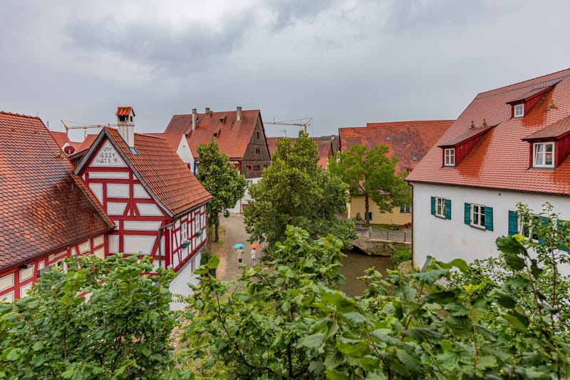 Bedachung mit den verschiedensten Baustoffen