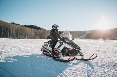 How to Find the Best Snowmobile Parts at a Discount Price