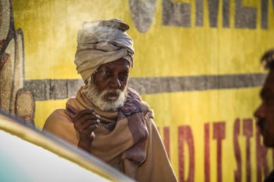 Decir adiós en Ámsterdam y ver Karachi por la ventana image