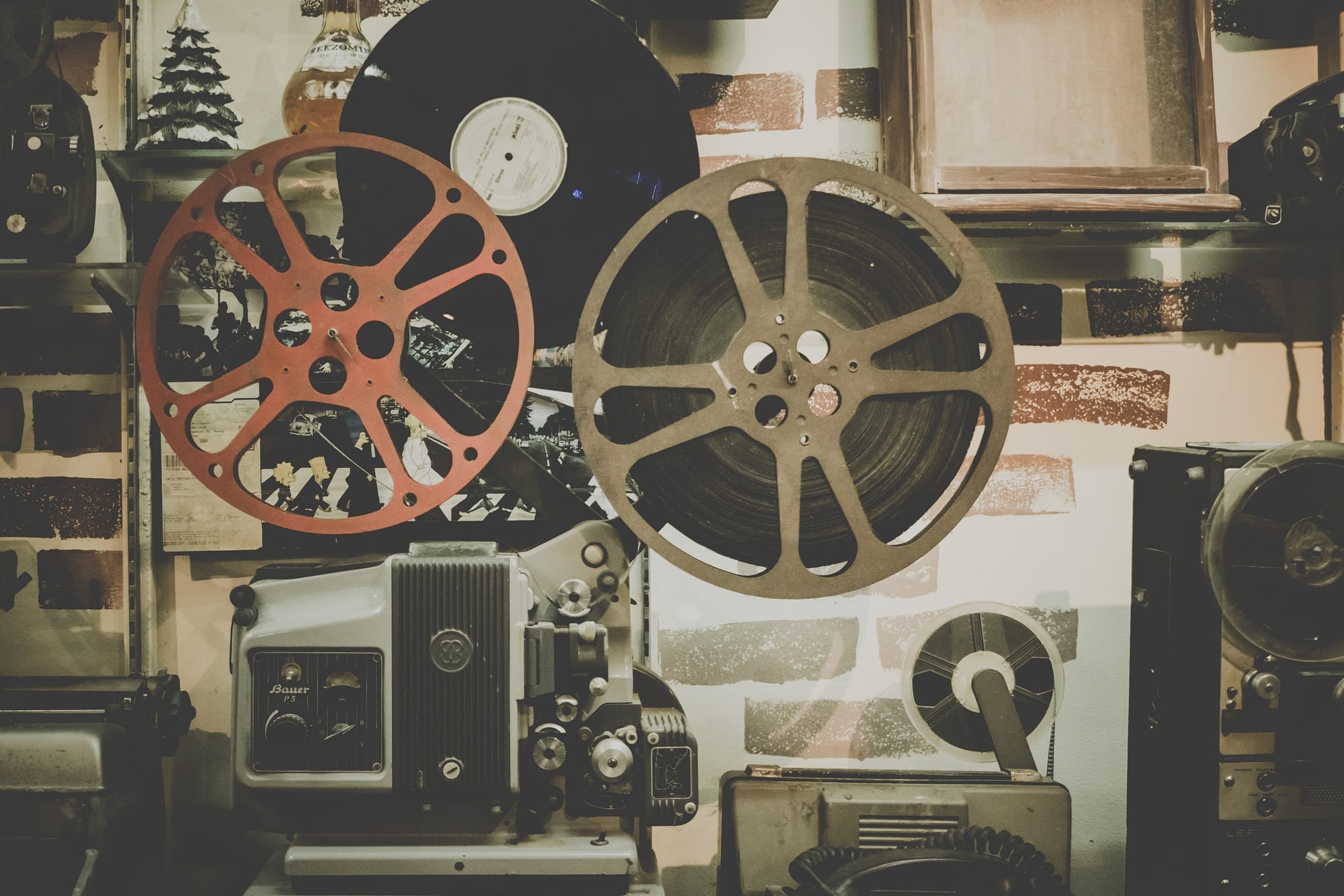 COM3417 - Communication in Film