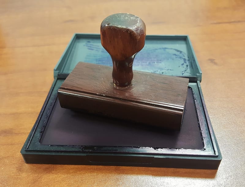 TRAVELING and ELECTRONIC NOTARY SERVICES