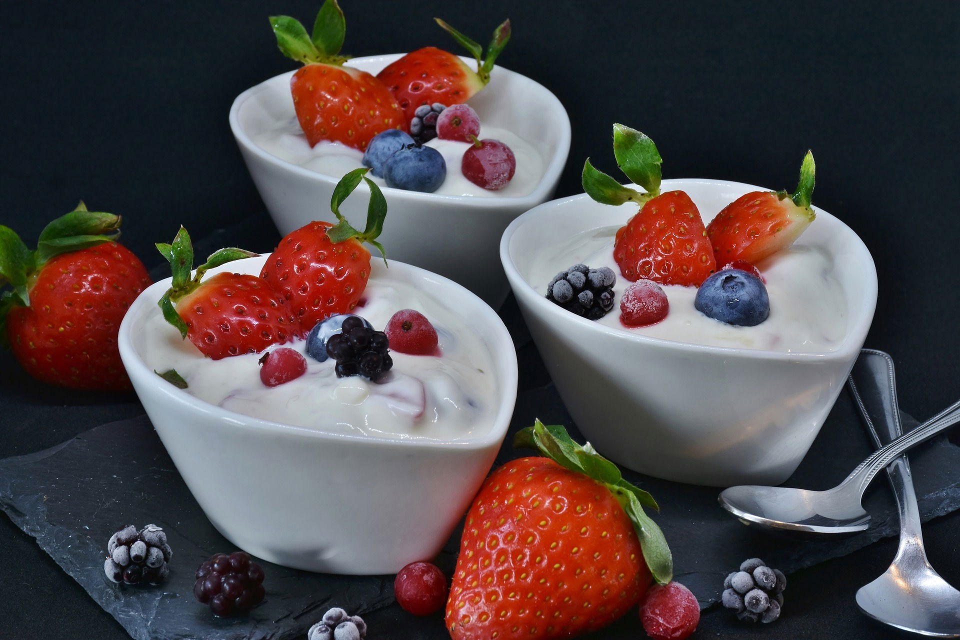 Quarkcreme mit Früchten