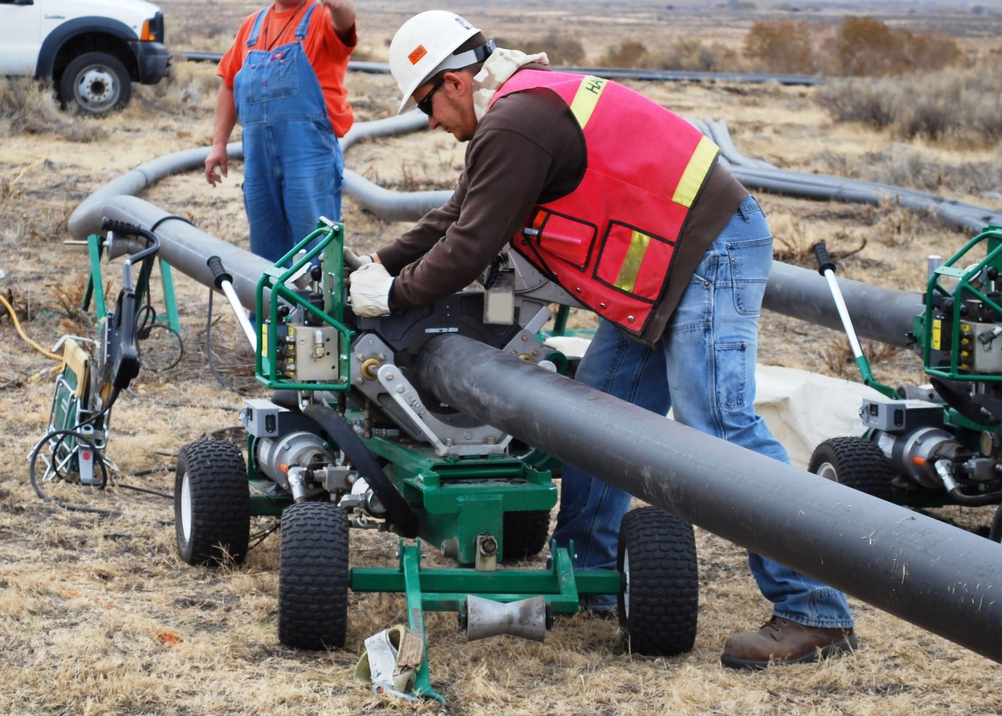 White folks protesting and vandalizing pipeline being built by Native Americans?