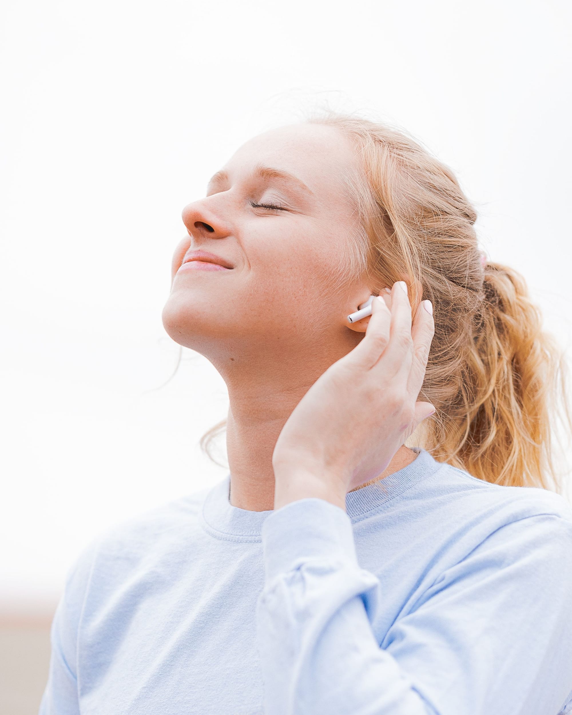 WHY LISTENING TO MUSIC WHILE STUDYING