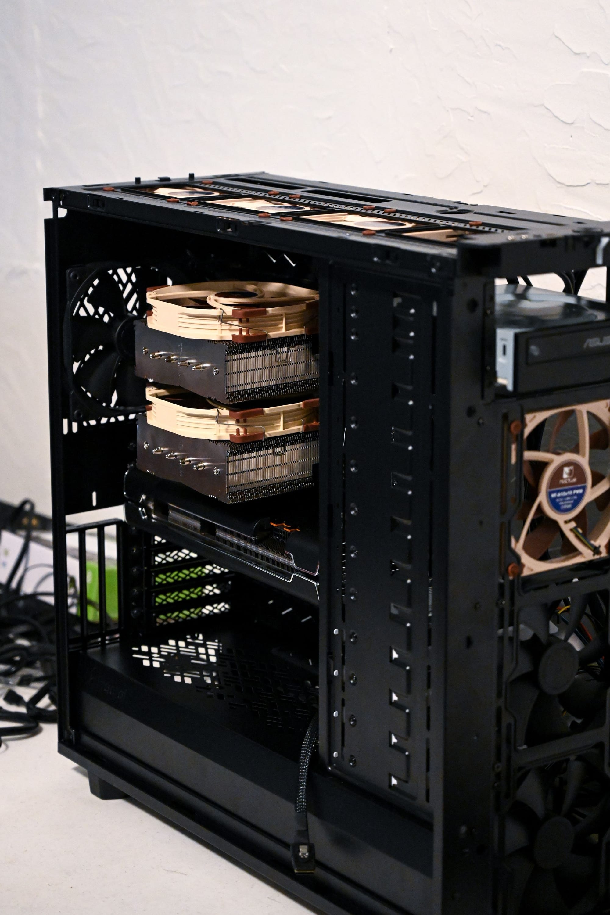 CARACTERÍSTICAS  DEL HARDWARE