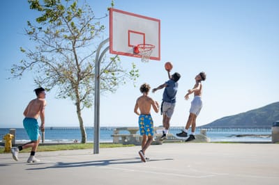 The Advantages and Disadvantages to Each Type of Basketball System