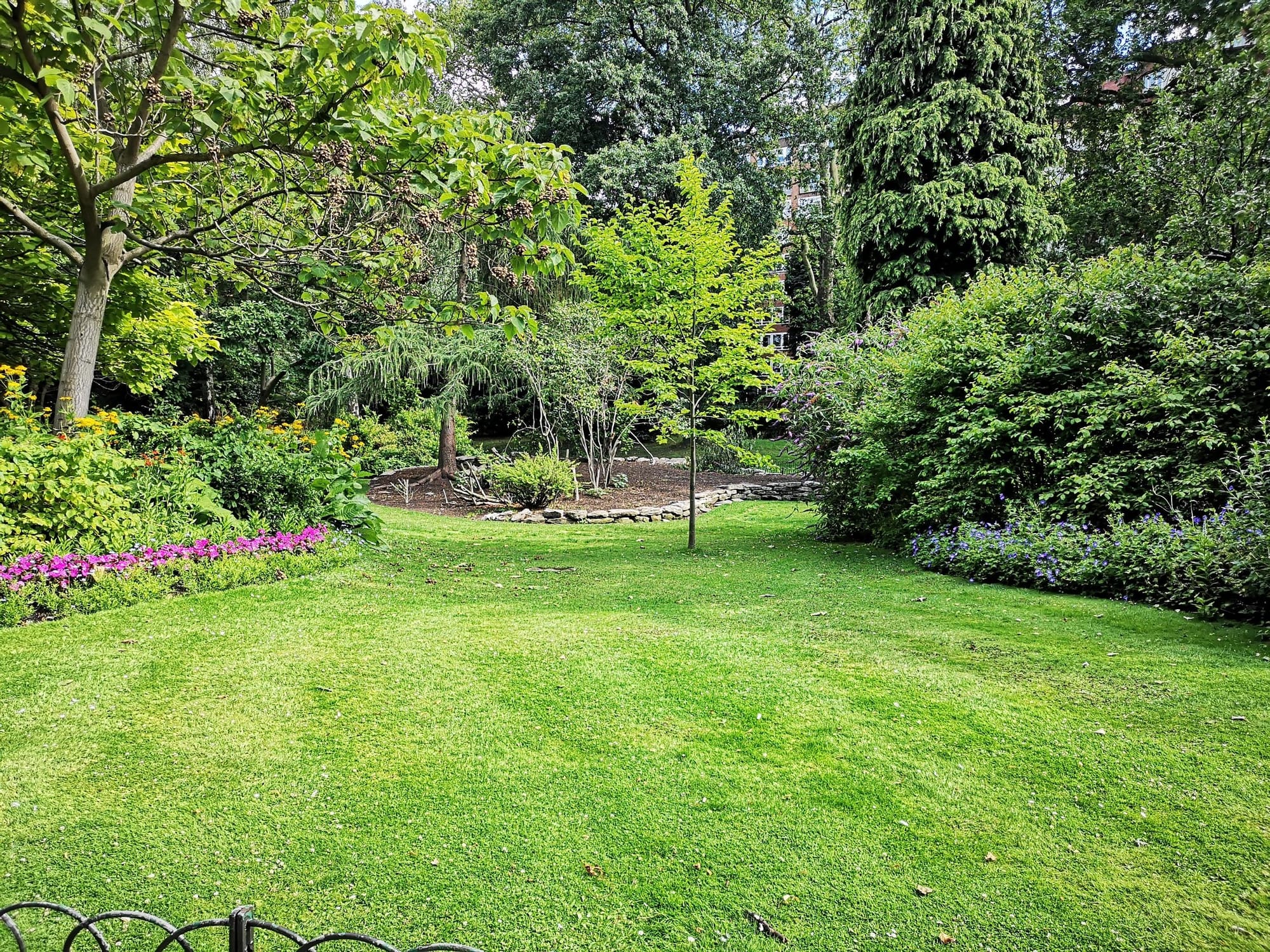 Entretien de jardins et d’espaces verts