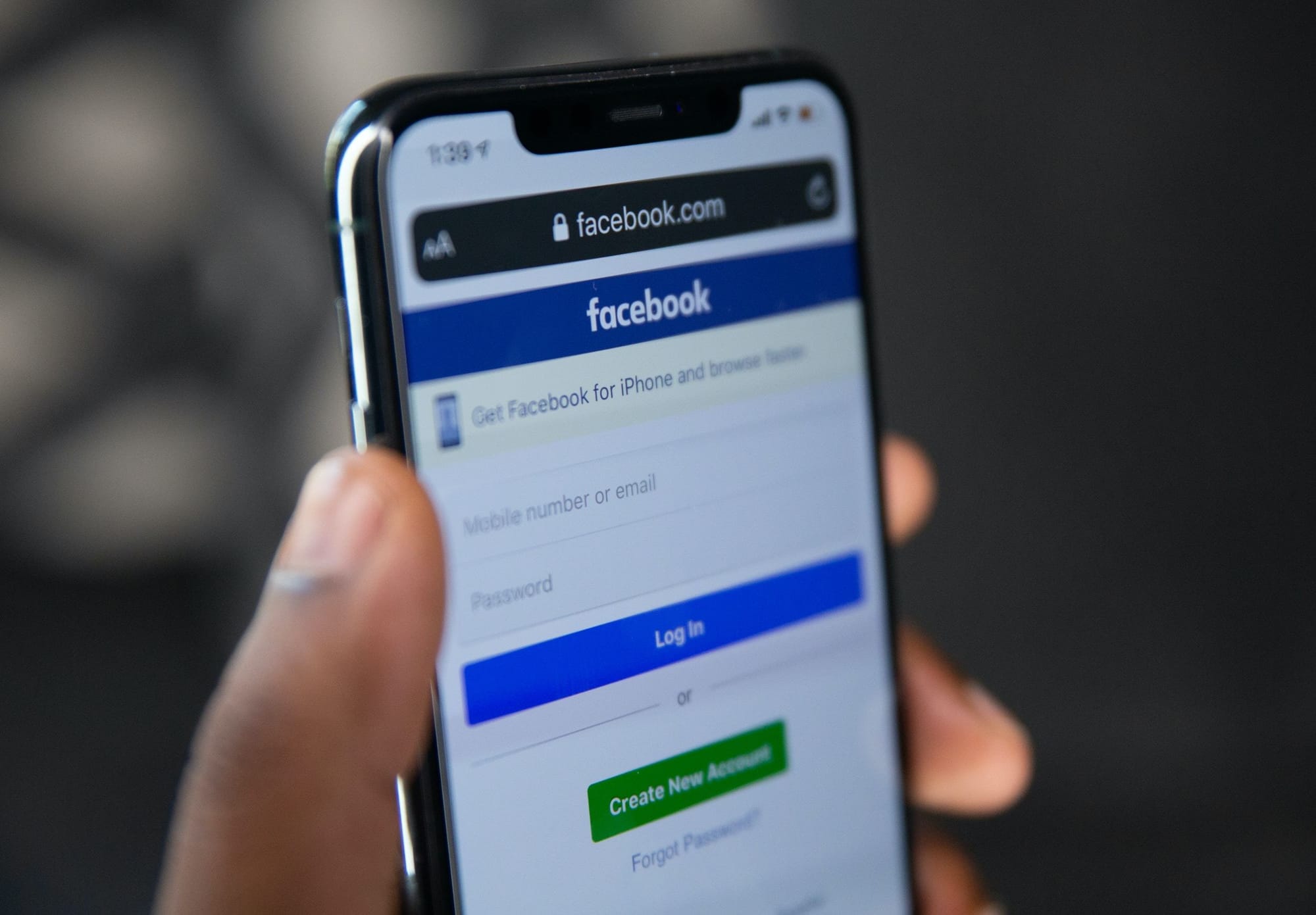 Por qué Facebook es LA herramienta imprescindible para su negocio