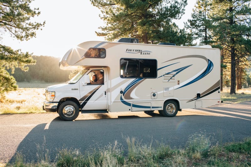 RV DEALERSHIPS