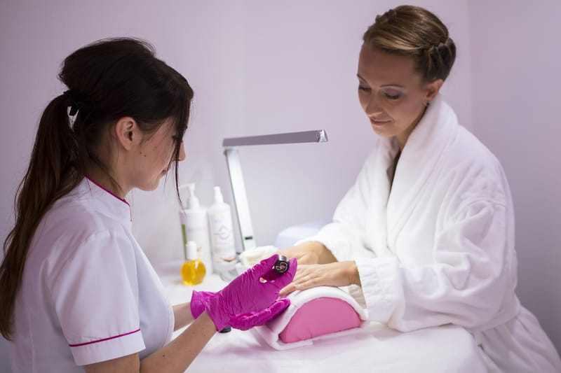 KURS MANIUCURE - PEDICURE