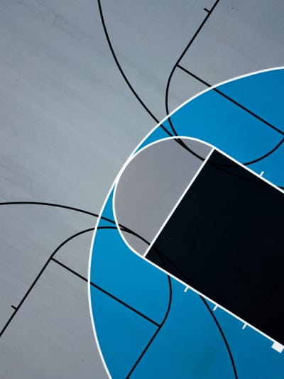 Portable Basketball Hoops That Are Weatherproof and Tempered Glass Backboards