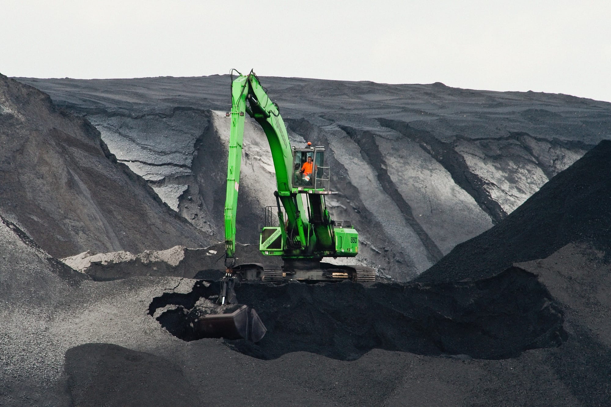 Chinese coal buyers reject new Indonesia price benchmark