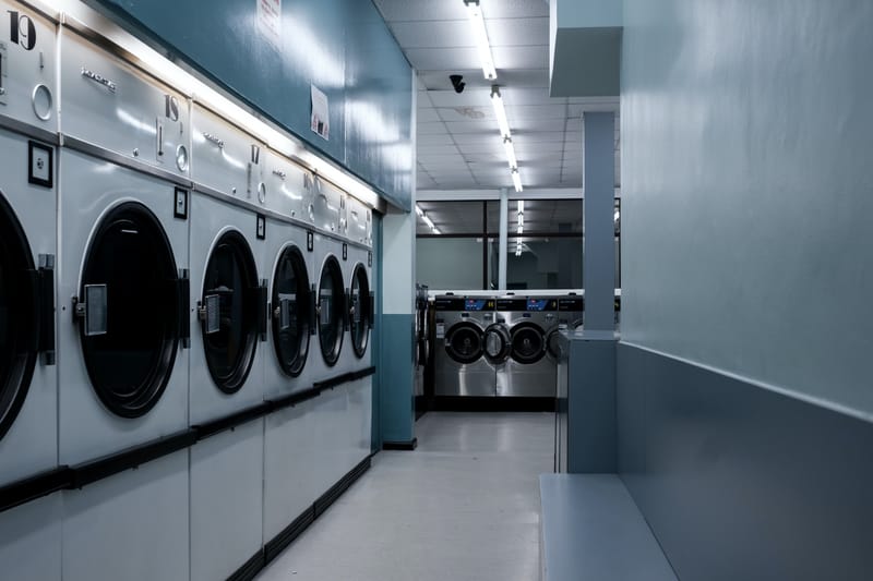 COMMERCIAL LAUNDRY