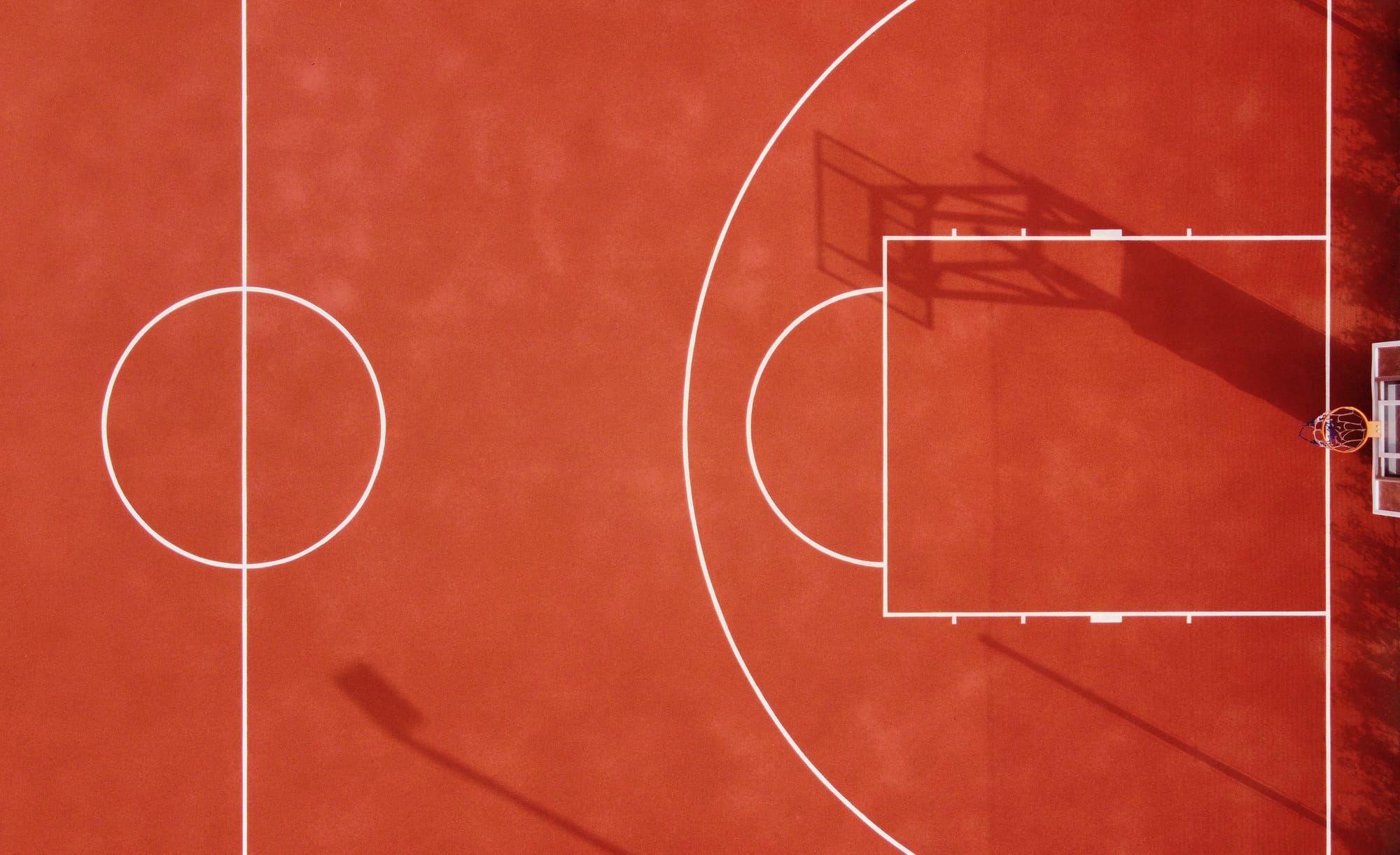 LITERATURA DEPORTIVA – El jugador de baloncesto