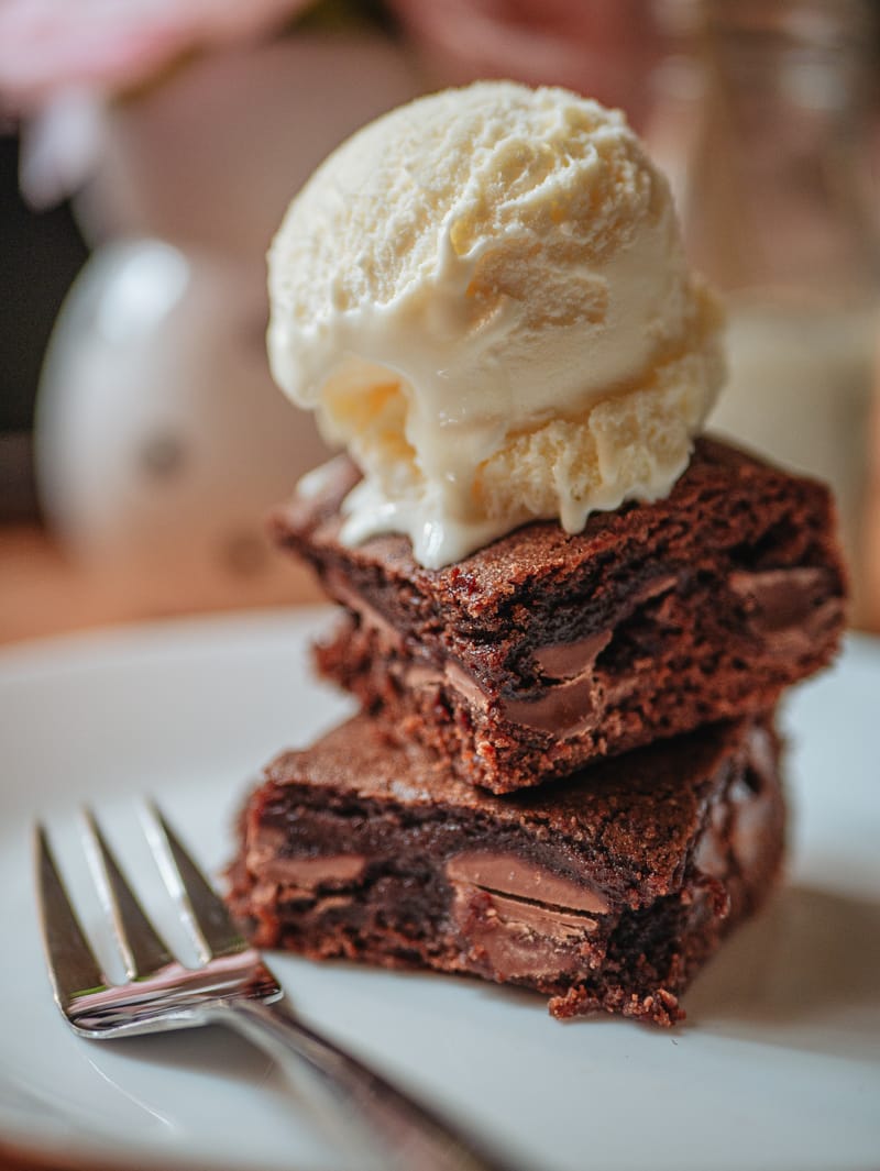 Brownie et sa boule de glace