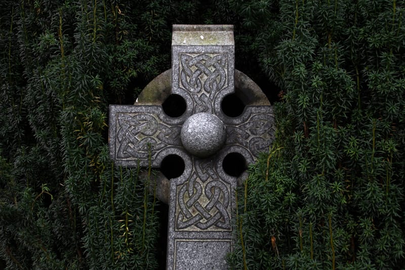 www.headless-cross.ch