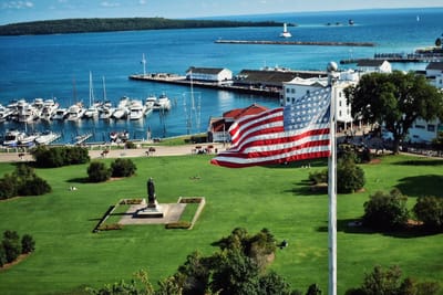 About Mackinac island image