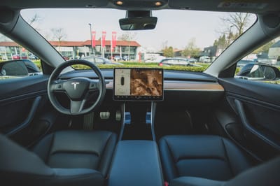 Autopilot vs Enhanced Autopilot vs FSD: Understanding Tesla’s Driver-Assist Hierarchy