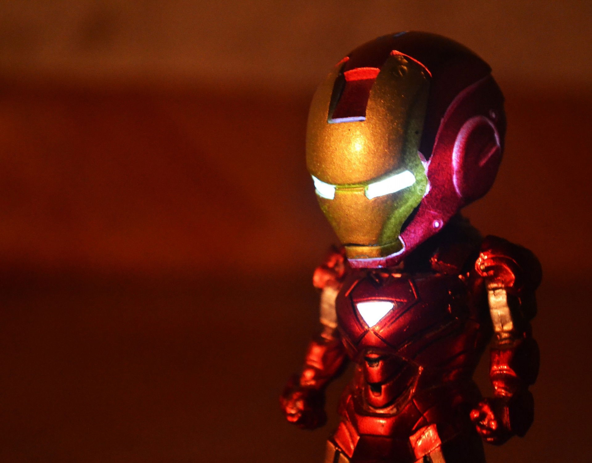 Par qui est quand Iron Man est créer ?