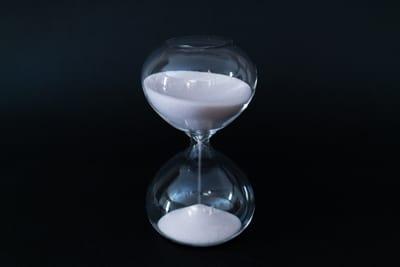 VIVRE  LE  TEMPS  QUI  PASSE