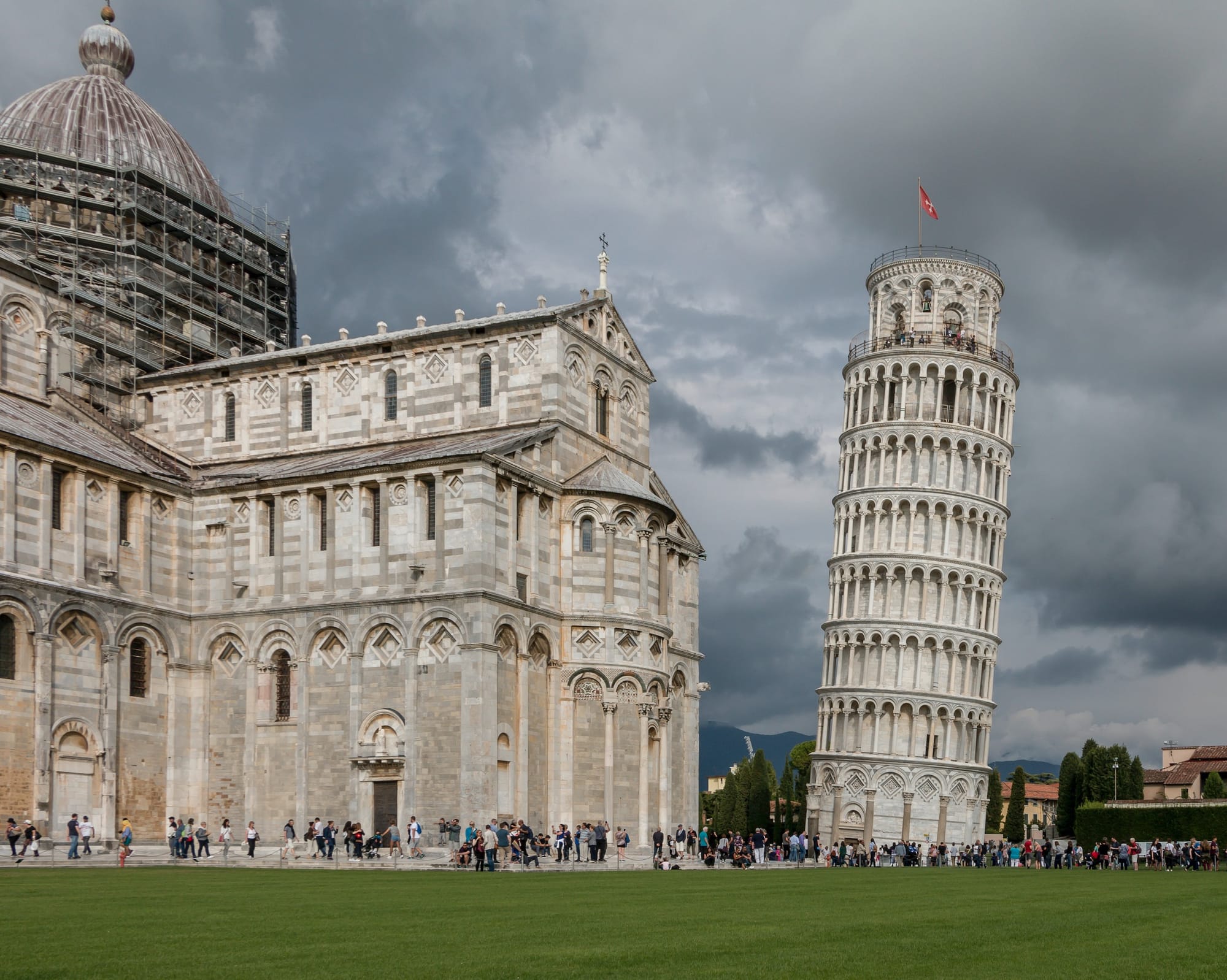 PISA & LUCCA