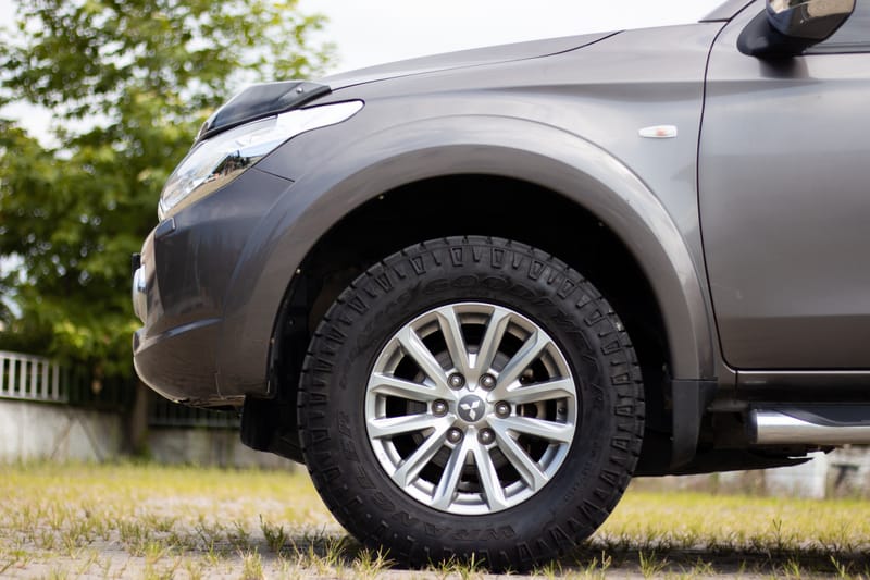 8 Reasons Why Tire Service Boosts Safety and Performance