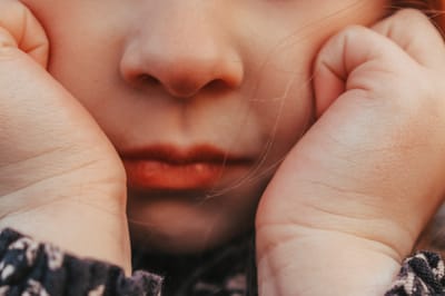 Terapias que estimulam cérebro a produzir novos neurônios podem reduzir sintomas de depressão e transtornos afetivos