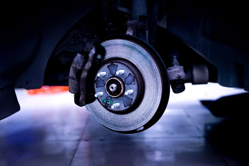 An Essential Guide to Car Brake System Maintenance
