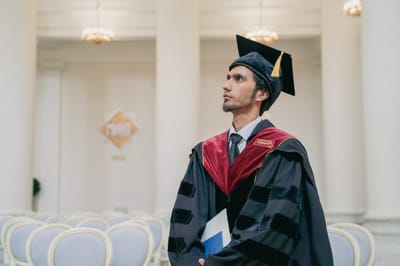 买毕业证美国大学，辍学也可以获取？