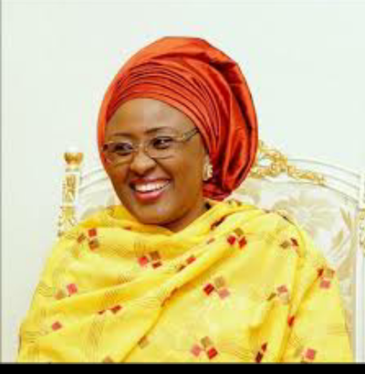 Aisha Buhari ta ballo ruwa