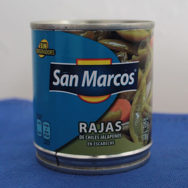 San Marcos Rajas de chile jalapeño en escabeche.