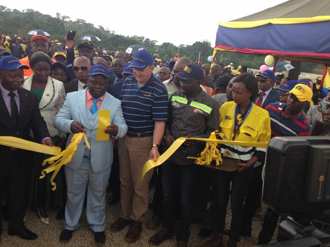 En marge de l’inauguration de la Centrale hydroélectrique d’Azambi : Didi Mudogo émerveillé ! •	Le Gouvernement congolais invité à saisir l’opportunité de développement que lui offre Dr Mark Bristow !