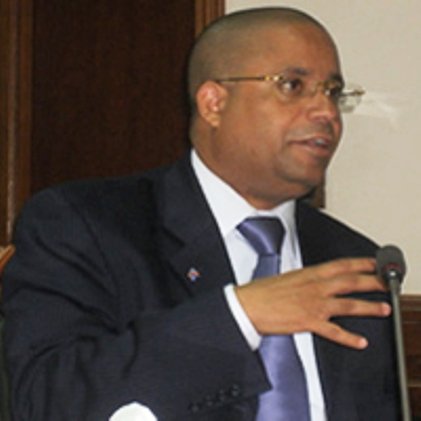 Report des élections : Jean Claude Muyambo très en colère !
