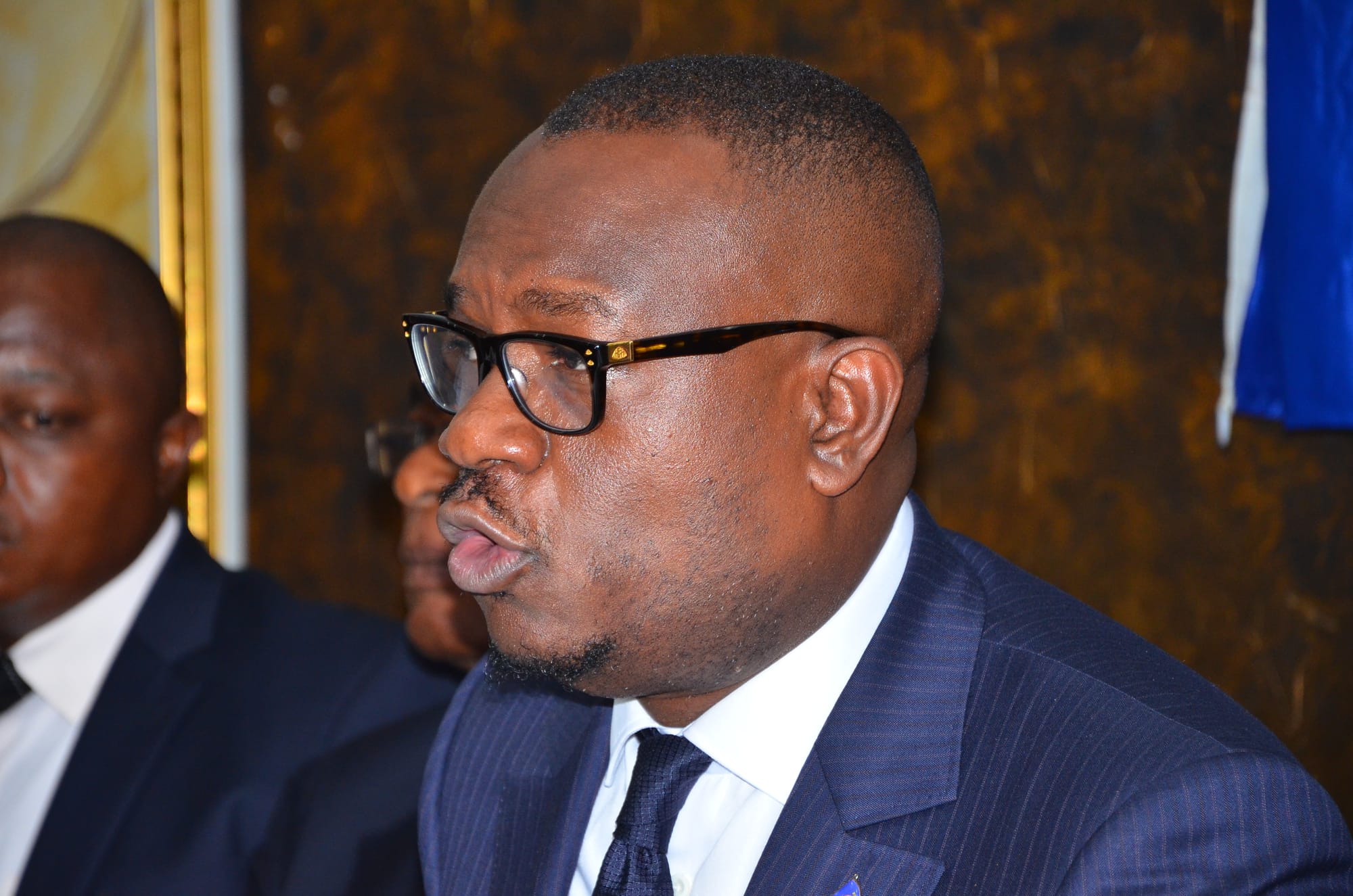 LA RÉPONSE DE DELLY SESANGA À ADOLPHE MUZITU .