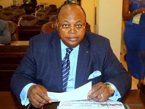Député National, provincial :  José Makila tourne Félix Tshisekedi en bourrique !
