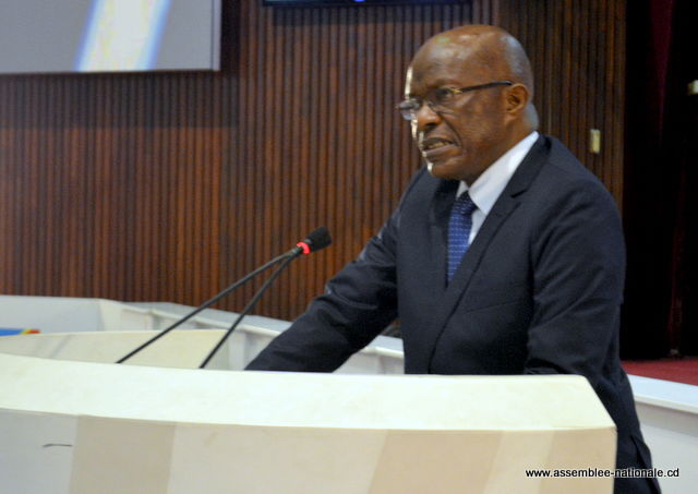 Michel Bongongo lave les mains !  Sg Okito aux sports prend la tête de la fronde contre Félix-Antoine Tshisekedi !