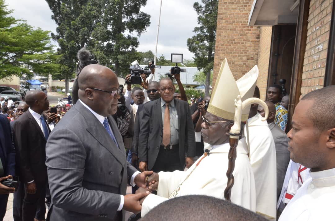LE PRÉSIDENT DE LA RÉPUBLIQUE A LA MESSE DE PÂQUES  LA CATHÉDRALE NOTRE-DAME DU CONGO