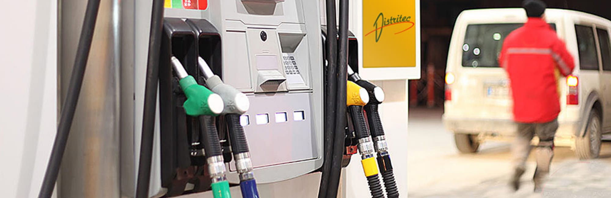 La vérité se sait autour de l’affaire du détournement des USD 15 Millions des pétroliers :  Le DG de TOTAL et son CF pris la main dans le sac !