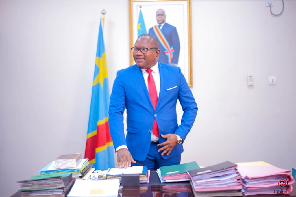 Lutte contre le chômage et la pauvreté en RDC, un Forum National en décembre :  John Ntumba très engagé dans la vision de Fatshi !