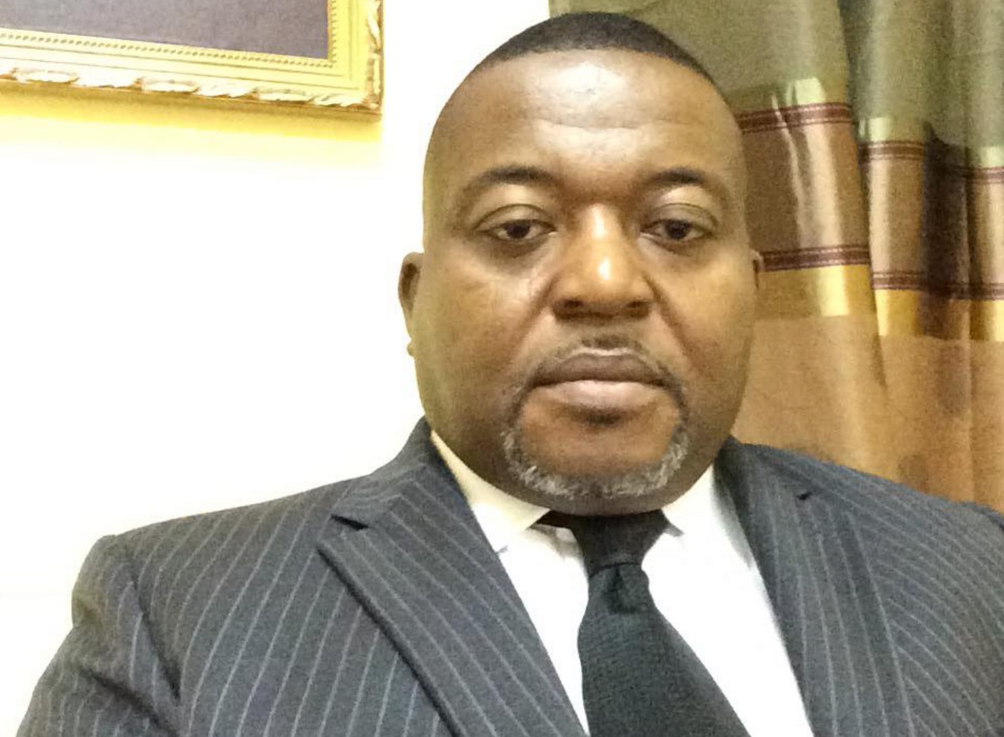 Après avoir dénoncé Abraham Lwakabwanga,  Yves Buya et C-NEWS à la présidence de la République !